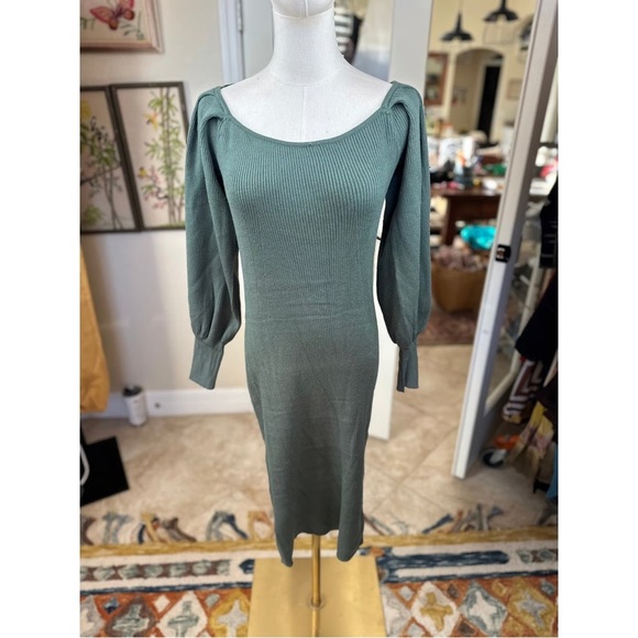 Tahari Dresses & Skirts - Tahari Sage Long Sleeve Ribbed Midi Dress- Size S- NWT